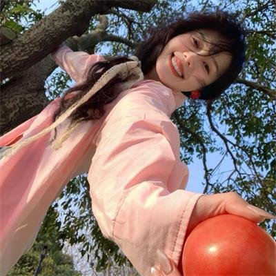 冰属性男子与酷酷女同事